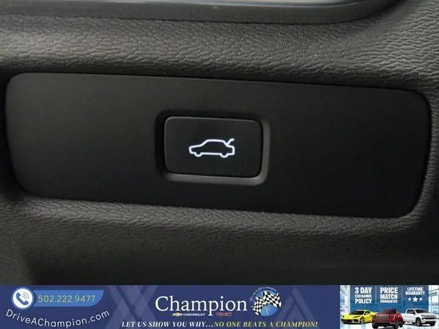 2024 Volvo S60 B5 Plus Black Edition
