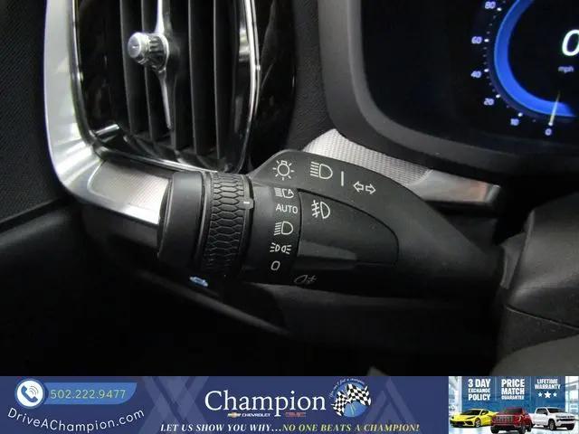 2024 Volvo S60 B5 Plus Black Edition