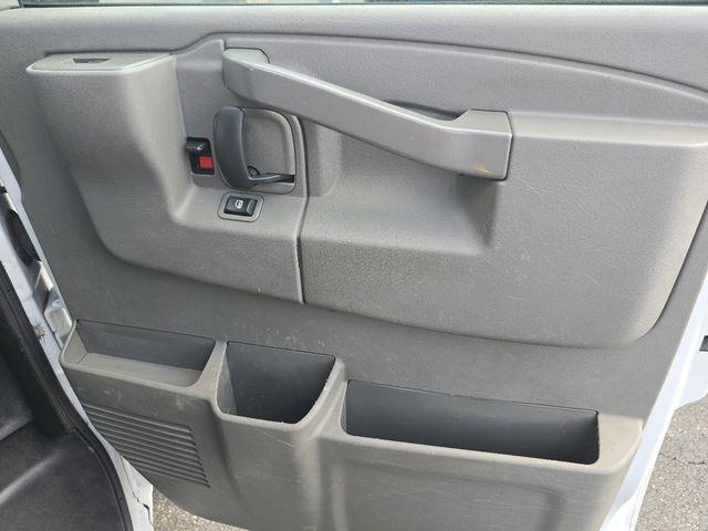 2023 GMC Savana Cargo RWD 2500 Regular Wheelbase Work Van