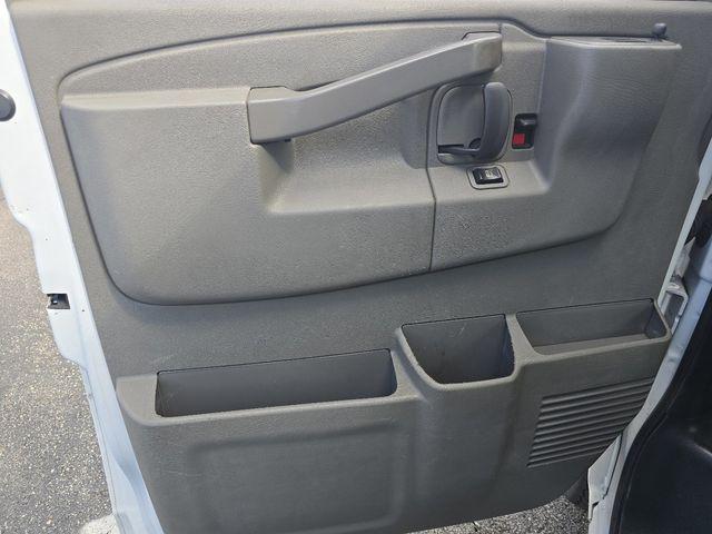 2023 GMC Savana Cargo RWD 2500 Regular Wheelbase Work Van