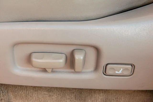 2002 Toyota Land Cruiser Base