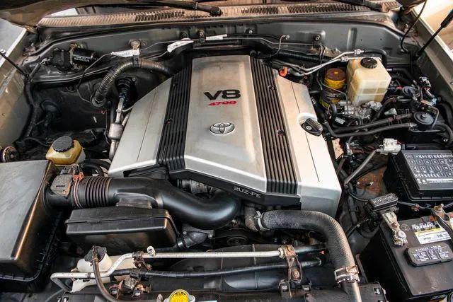 2002 Toyota Land Cruiser Base