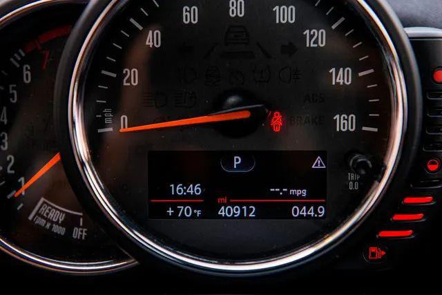 2017 MINI Cooper Clubman Cooper