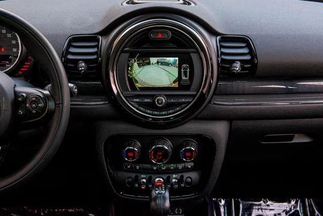 2017 MINI Cooper Clubman Cooper