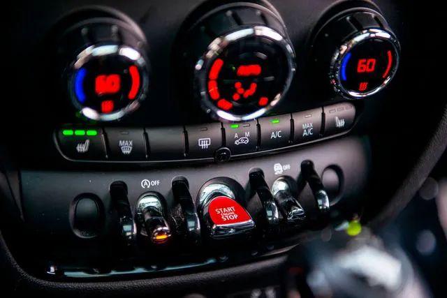 2017 MINI Cooper Clubman Cooper