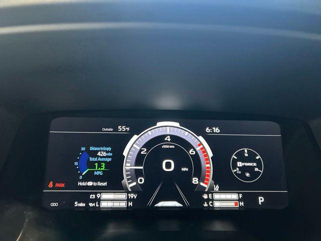 2026 Toyota Tundra Limited CrewMax 5.5' Bed