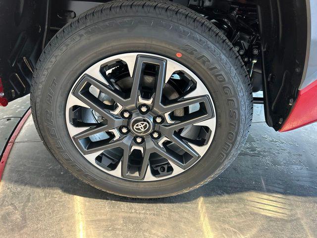 2026 Toyota Tundra Limited CrewMax 5.5' Bed