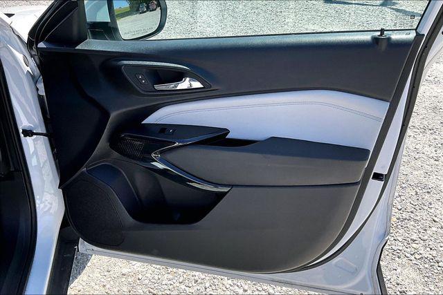 2025 Chevrolet Trax FWD LT