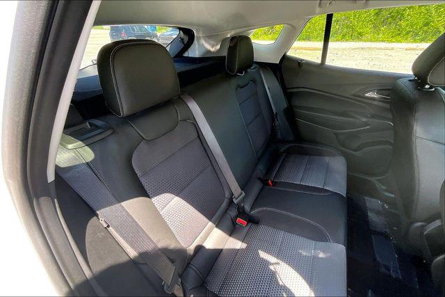 2025 Chevrolet Trax FWD LT