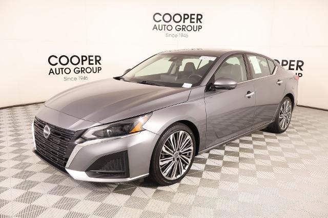 2023 Nissan Altima SL FWD