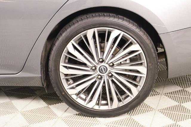 2023 Nissan Altima SL FWD