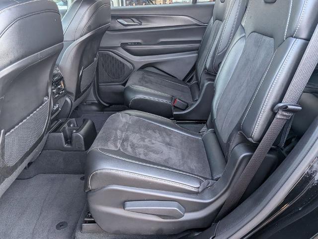 2024 Jeep Grand Cherokee L Altitude 4x4