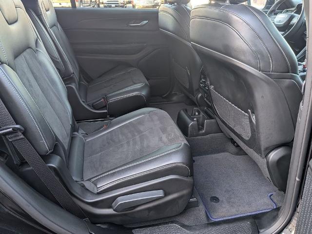 2024 Jeep Grand Cherokee L Altitude 4x4
