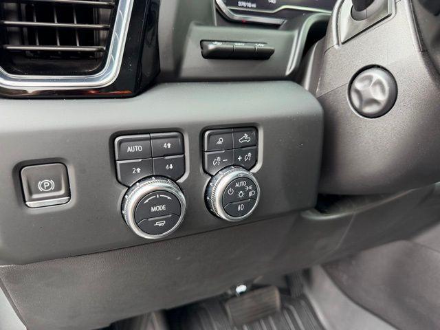 2024 GMC Sierra 1500 4WD Crew Cab Standard Box Denali