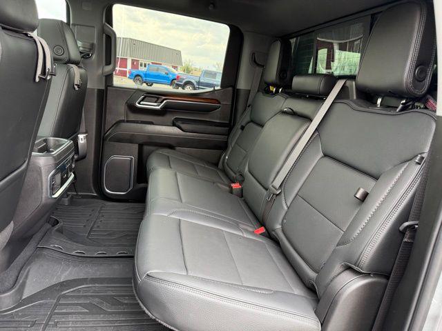 2024 GMC Sierra 1500 4WD Crew Cab Standard Box Denali