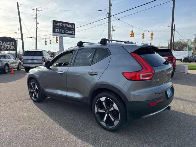 2019 Volvo XC40 T5 Momentum