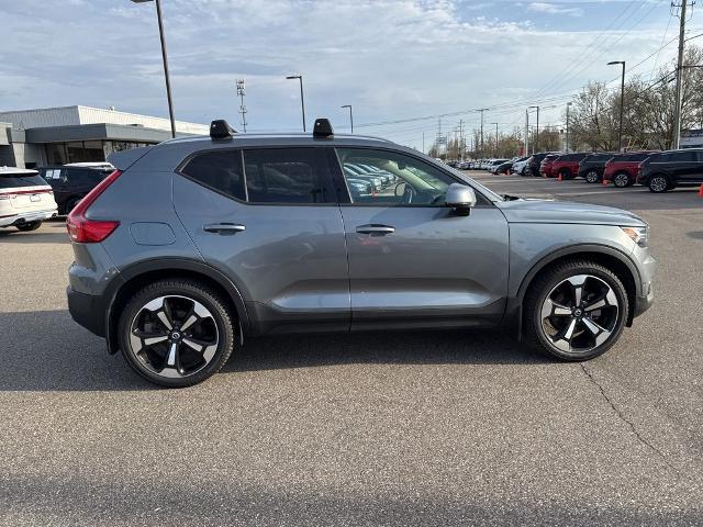 2019 Volvo XC40 T5 Momentum