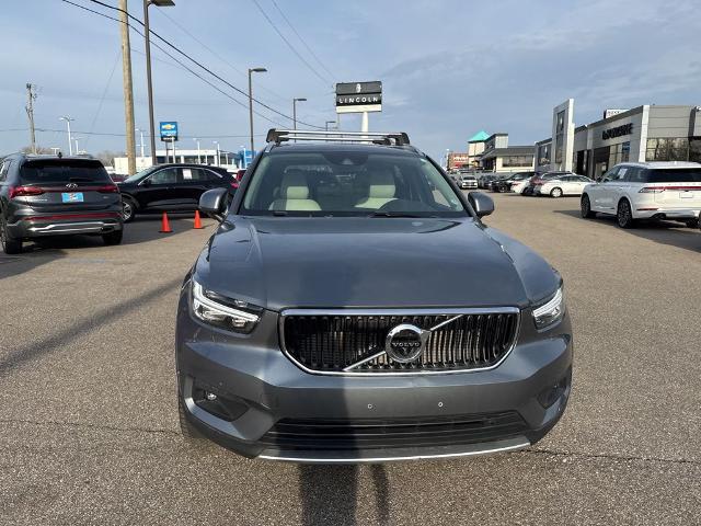 2019 Volvo XC40 T5 Momentum