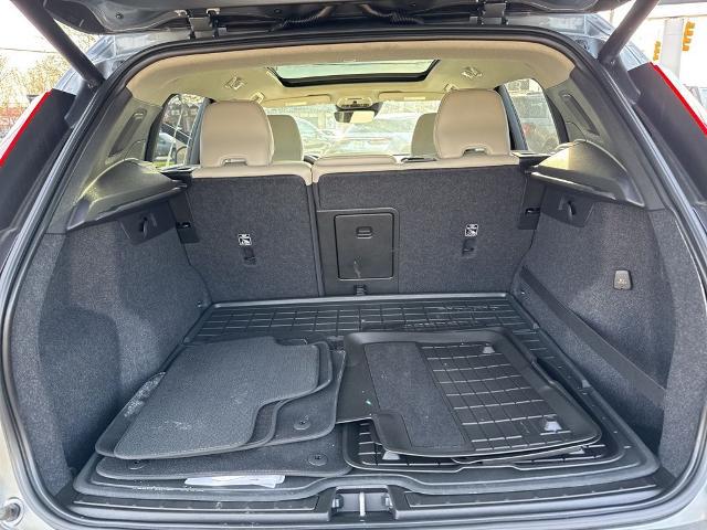 2019 Volvo XC40 T5 Momentum