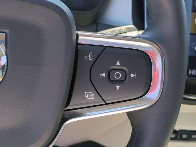 2019 Volvo XC40 T5 Momentum