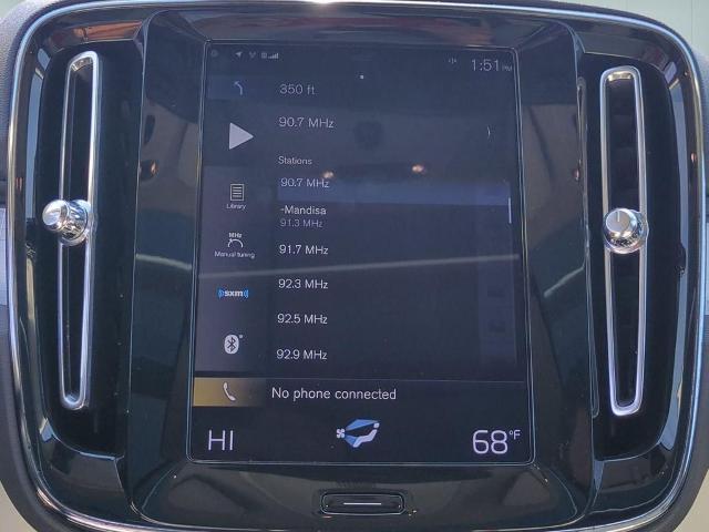 2019 Volvo XC40 T5 Momentum