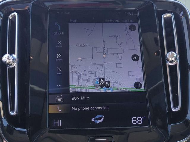 2019 Volvo XC40 T5 Momentum