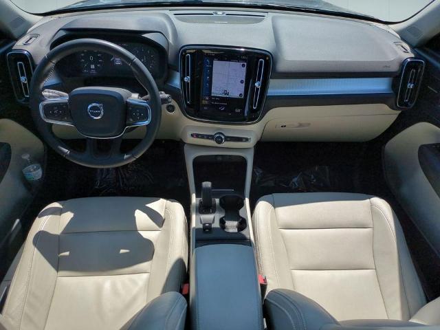 2019 Volvo XC40 T5 Momentum