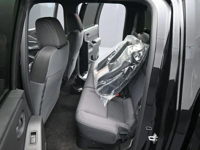 2026 Nissan Frontier Crew Cab SV 4x2