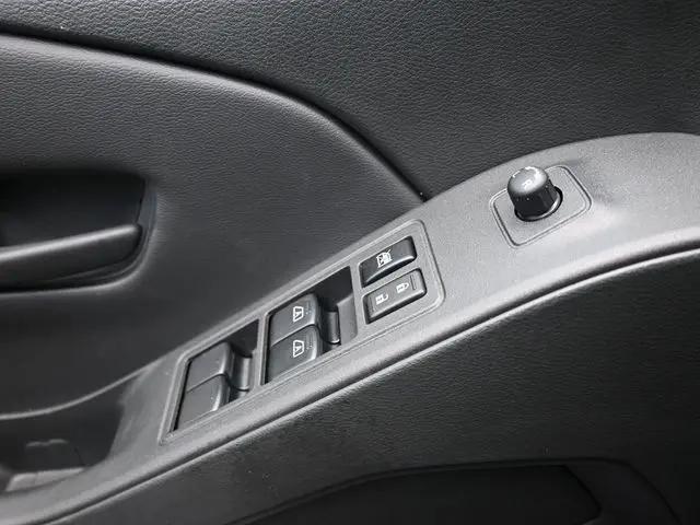 2026 Nissan Frontier Crew Cab SV 4x2