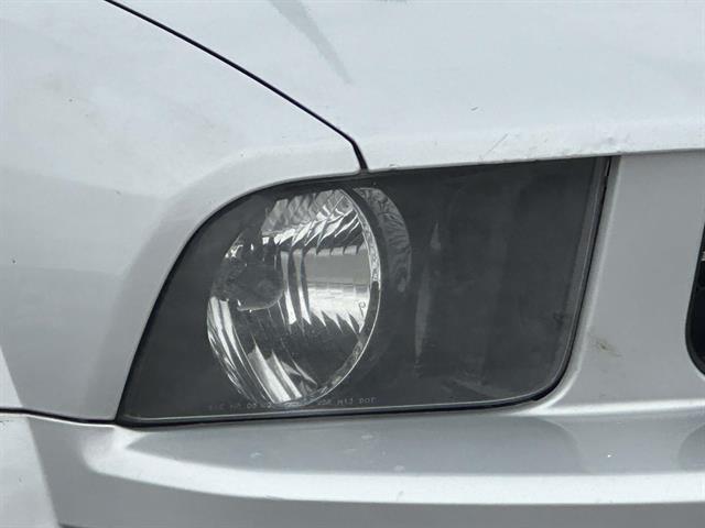 2006 Ford Mustang V6