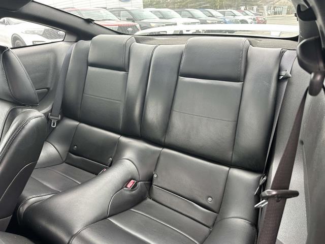 2006 Ford Mustang V6