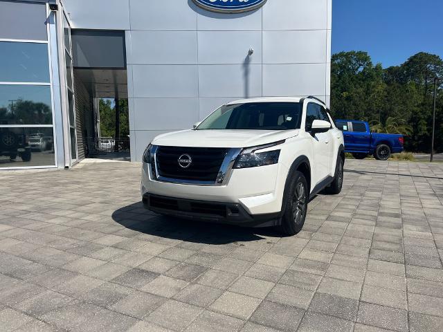 2024 Nissan Pathfinder SV FWD