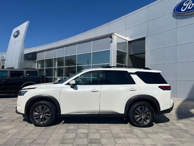 2024 Nissan Pathfinder SV FWD