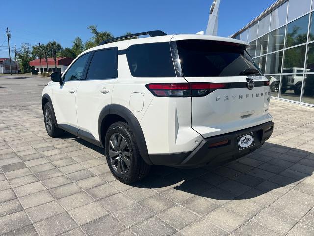 2024 Nissan Pathfinder SV FWD