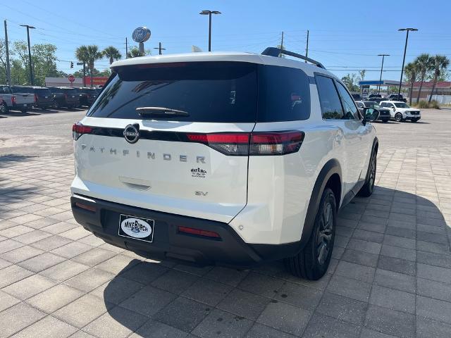 2024 Nissan Pathfinder SV FWD