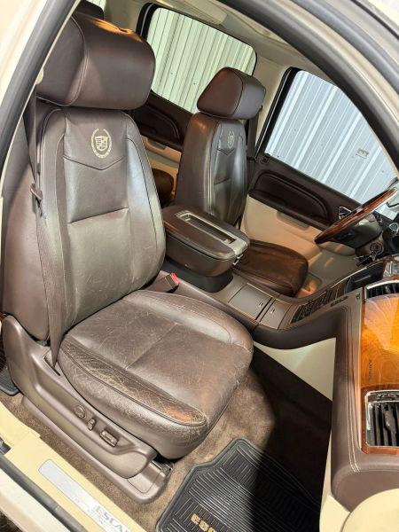 2012 Cadillac Escalade ESV Base