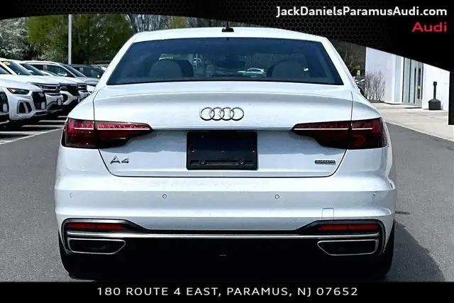 2023 Audi A4 Premium 45 TFSI S line quattro S tronic