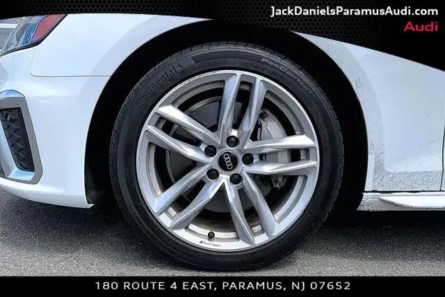 2023 Audi A4 Premium 45 TFSI S line quattro S tronic