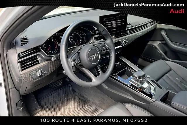 2023 Audi A4 Premium 45 TFSI S line quattro S tronic