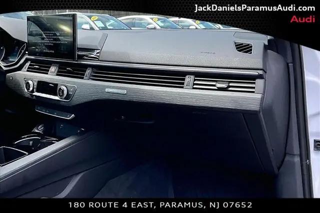2023 Audi A4 Premium 45 TFSI S line quattro S tronic