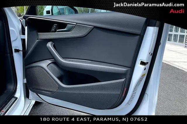 2023 Audi A4 Premium 45 TFSI S line quattro S tronic