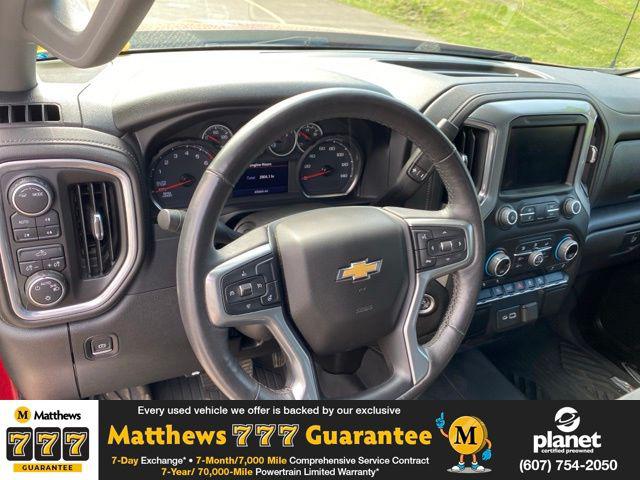 2022 Chevrolet Silverado 1500 4WD Crew Cab Short Bed LT