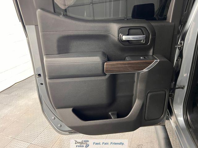 2020 Chevrolet Silverado 1500 4WD Crew Cab Short Bed RST