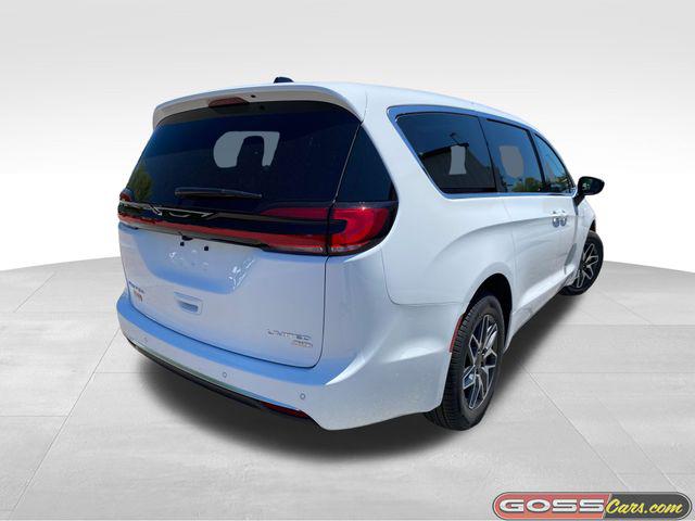 2027 Chrysler Pacifica PACIFICA LIMITED AWD