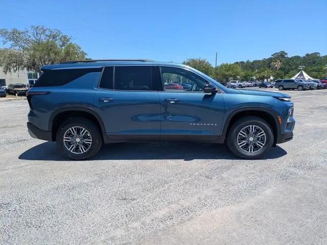 2026 Chevrolet Traverse FWD LT