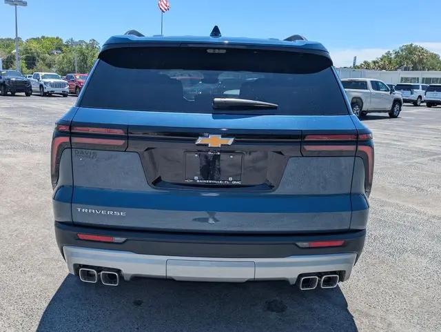 2026 Chevrolet Traverse FWD LT