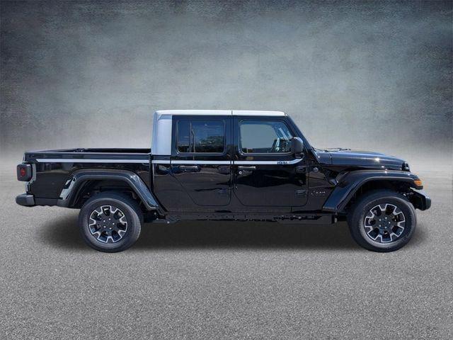2026 Jeep Gladiator GLADIATOR SAHARA 4X4