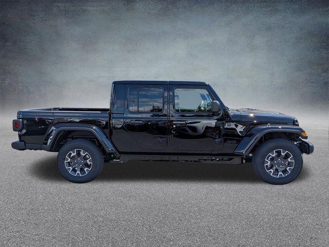 2026 Jeep Gladiator GLADIATOR SAHARA 4X4
