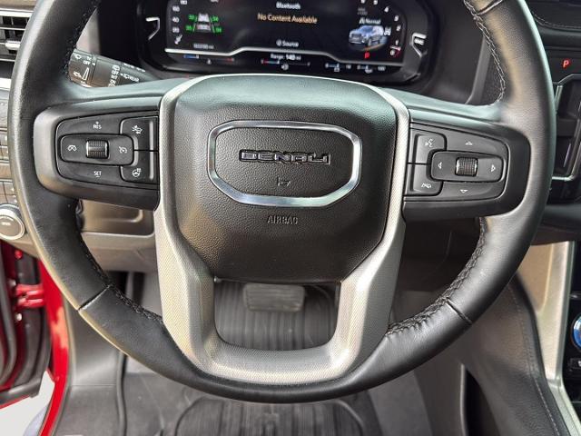 2023 GMC Yukon 4WD Denali