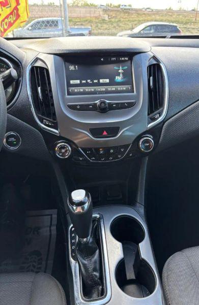 2018 Chevrolet Cruze LT Auto